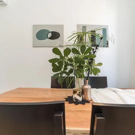 Maraska Lux Apartment